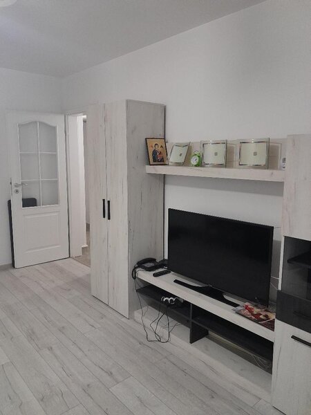 Vatra Luminoasa, ap. 2 camere, parter/ P+4, bloc 1983, centrala proprie